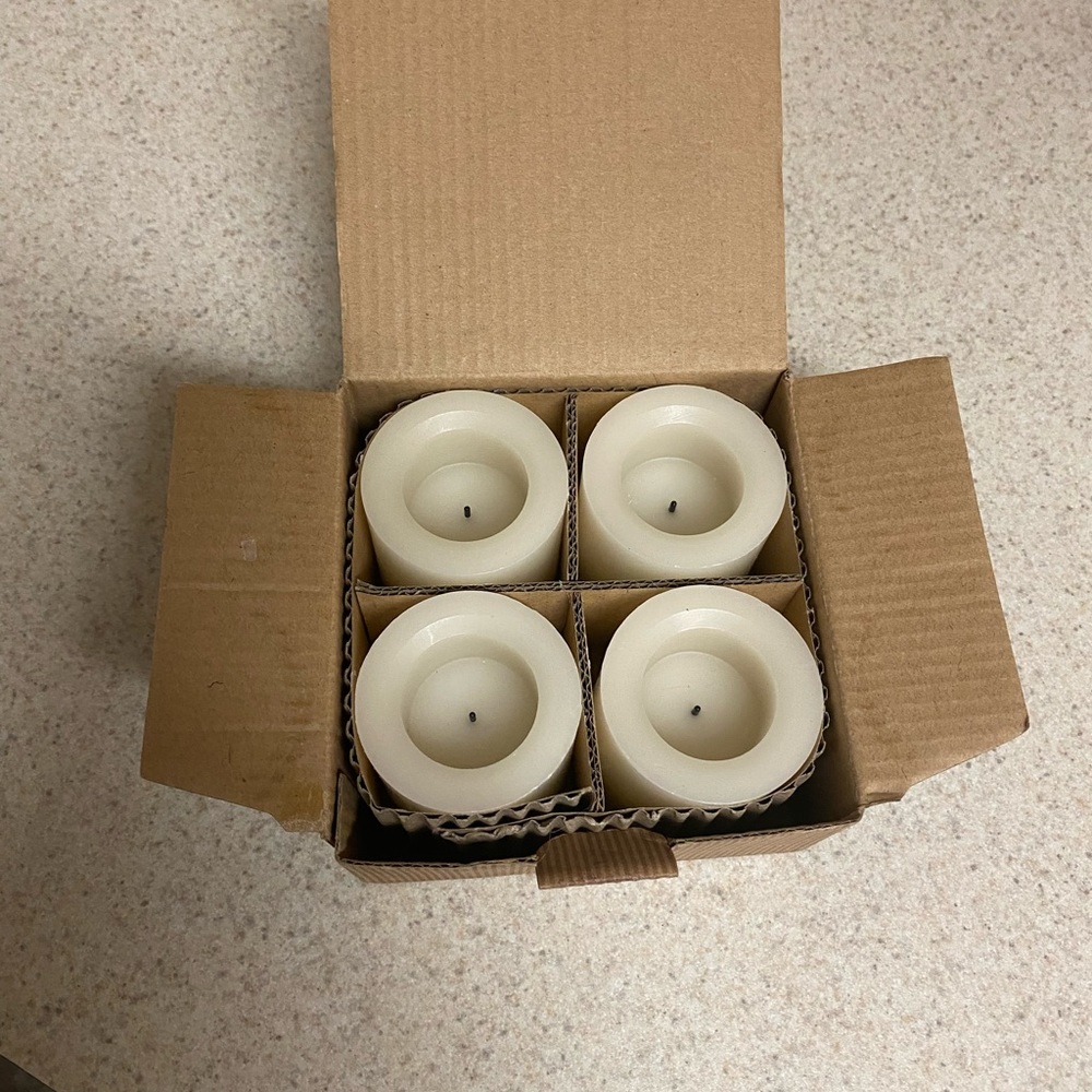 New Pottery Barn Flameless Wax Pillar Candles Set - Picture 5 of 5